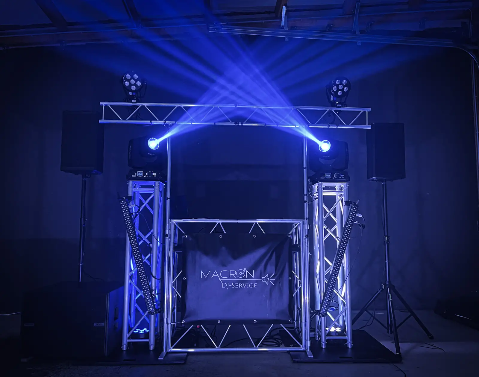 03.04.2023: Set Classic Set - Beschreibung/Inhalt des Sets mit Bild vom aufgebauten Paket